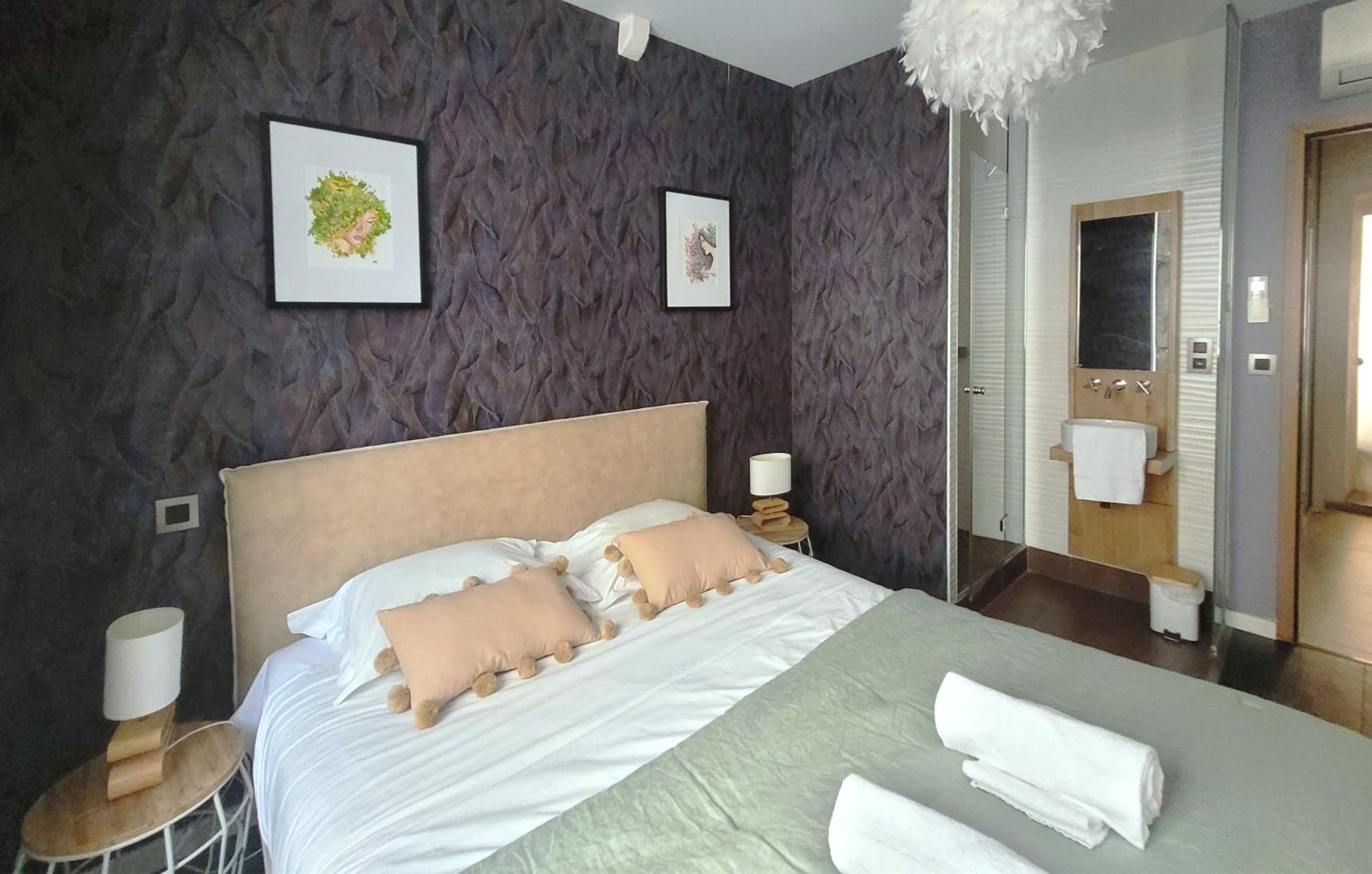 L'Eau Vive Jacuzzi Et Sauna En Vieille Ville 5 Annecy Exterior foto